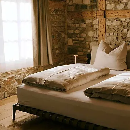 1280 Krone Szálloda